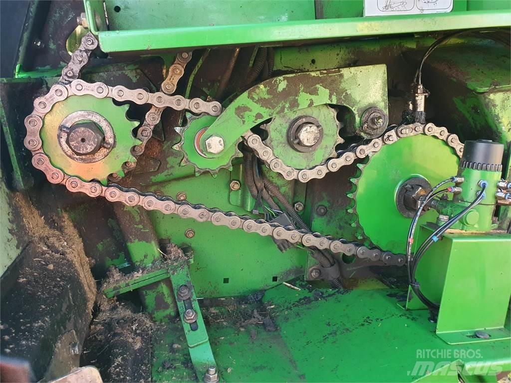John Deere 854 Πρέσες κυλινδρικών δεμάτων
