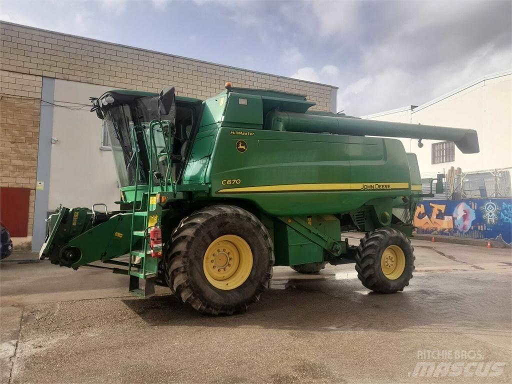 John Deere C670 Θεριζοαλωνιστικές μηχανές
