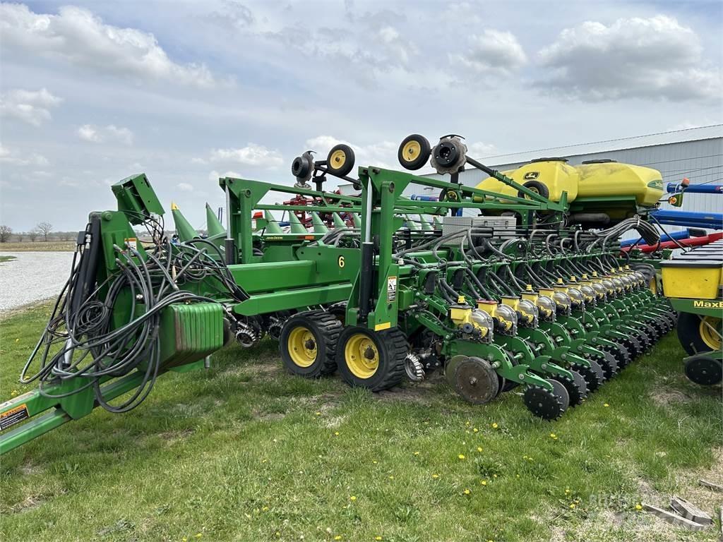 John Deere DB60 Φυτευτικές μηχανές