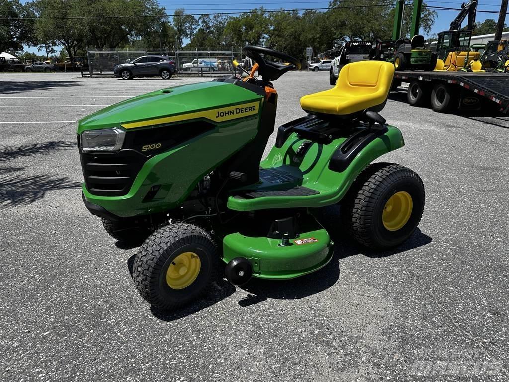 John Deere S100 Χορτοκοπτικά με καθιστό χειριστή