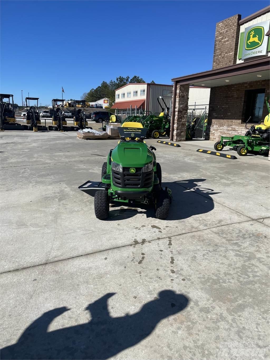John Deere S110 Χορτοκοπτικά με καθιστό χειριστή