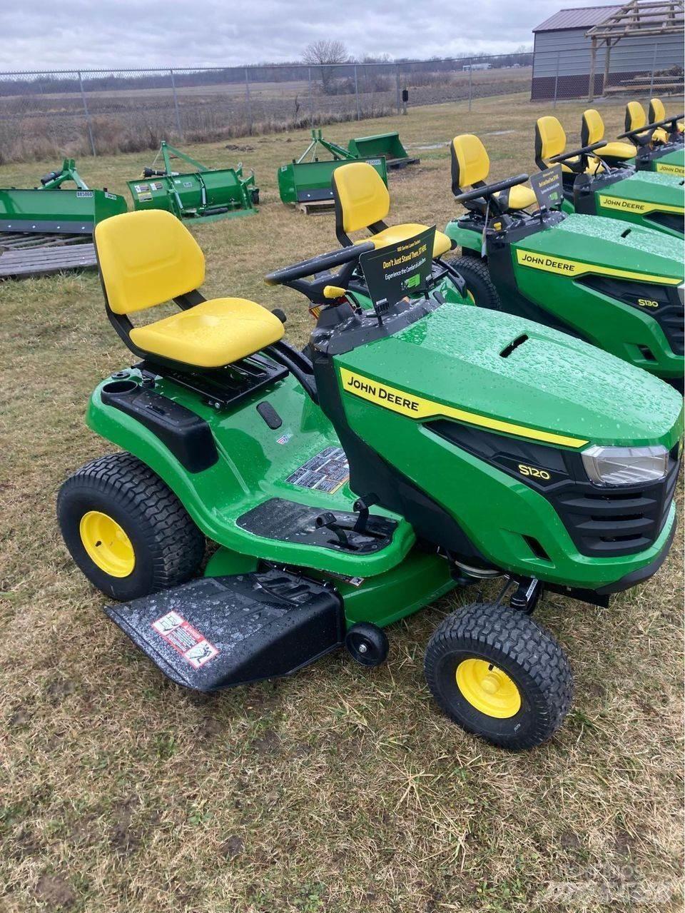 John Deere s120 Χορτοκοπτικά με καθιστό χειριστή