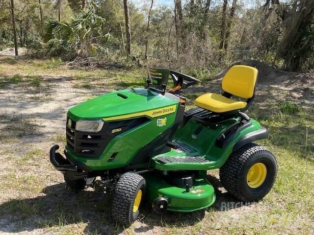 John Deere S130 Χορτοκοπτικά με καθιστό χειριστή