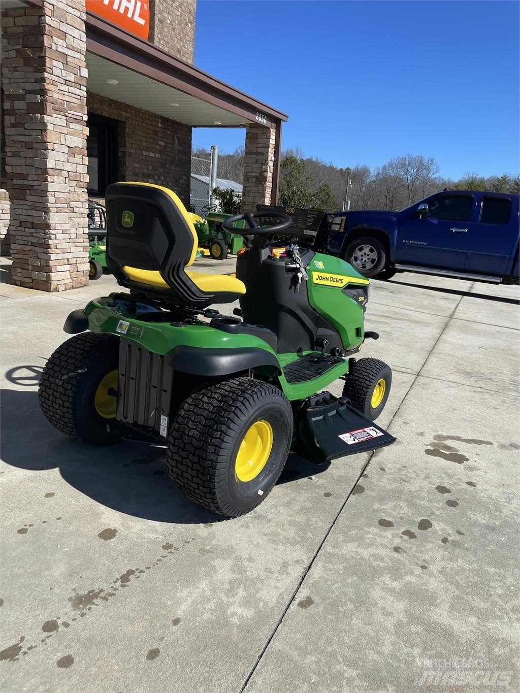 John Deere S130 Χορτοκοπτικά με καθιστό χειριστή