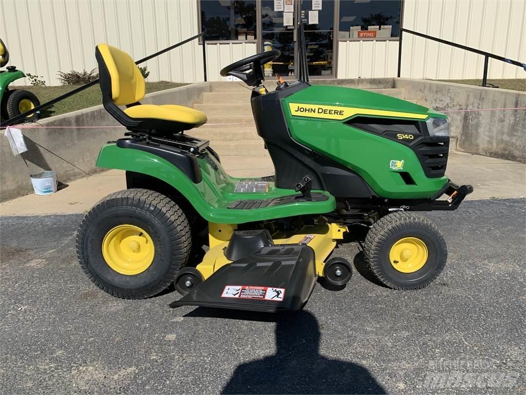John Deere S140 Χορτοκοπτικά με καθιστό χειριστή