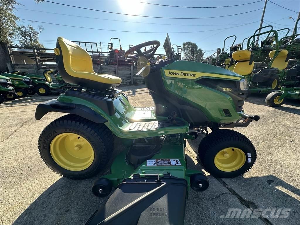John Deere S180 Τρακτέρ μικρών διαστάσεων