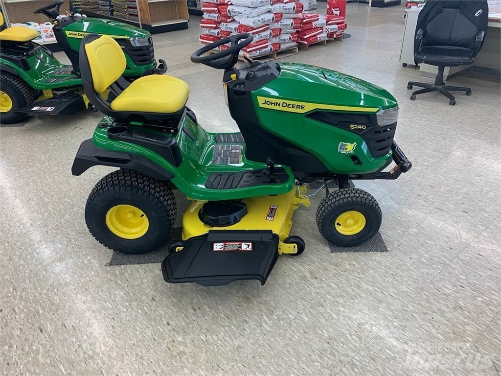 John Deere S240 Τρακτέρ μικρών διαστάσεων