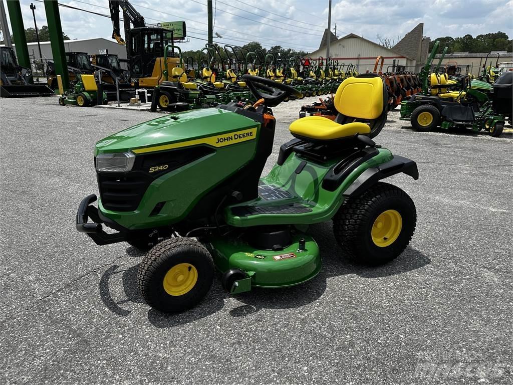 John Deere S240 Τρακτέρ μικρών διαστάσεων