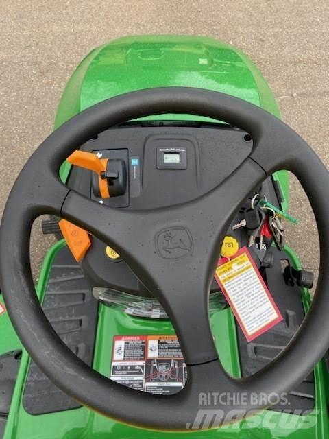 John Deere S240 Τρακτέρ μικρών διαστάσεων