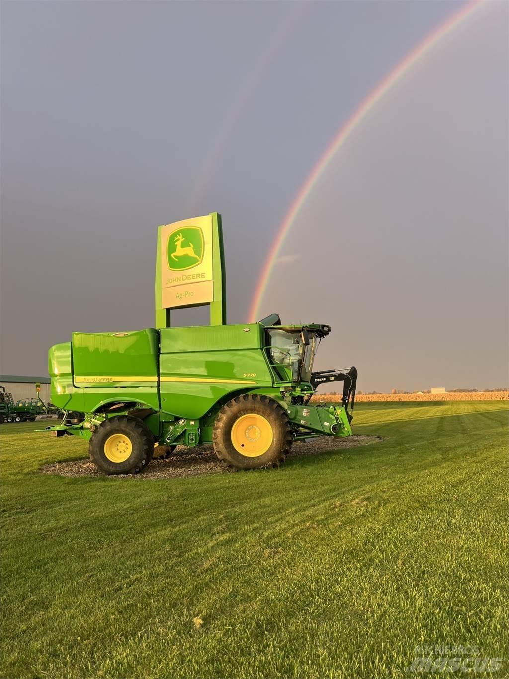 John Deere S770 Θεριζοαλωνιστικές μηχανές