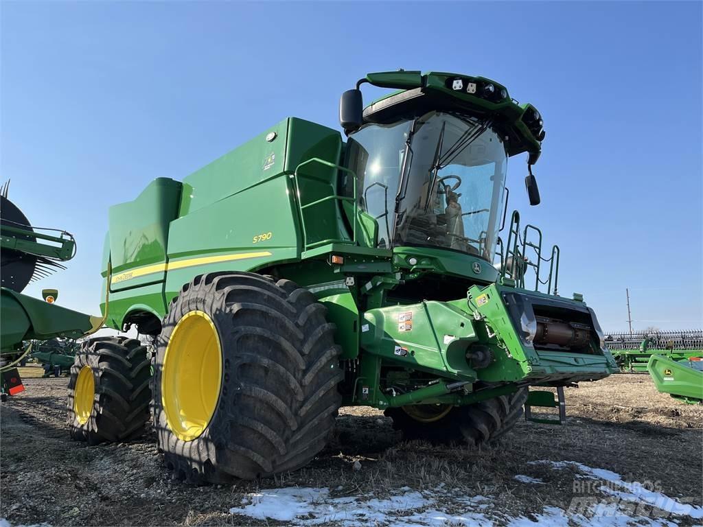 John Deere S790 Θεριζοαλωνιστικές μηχανές