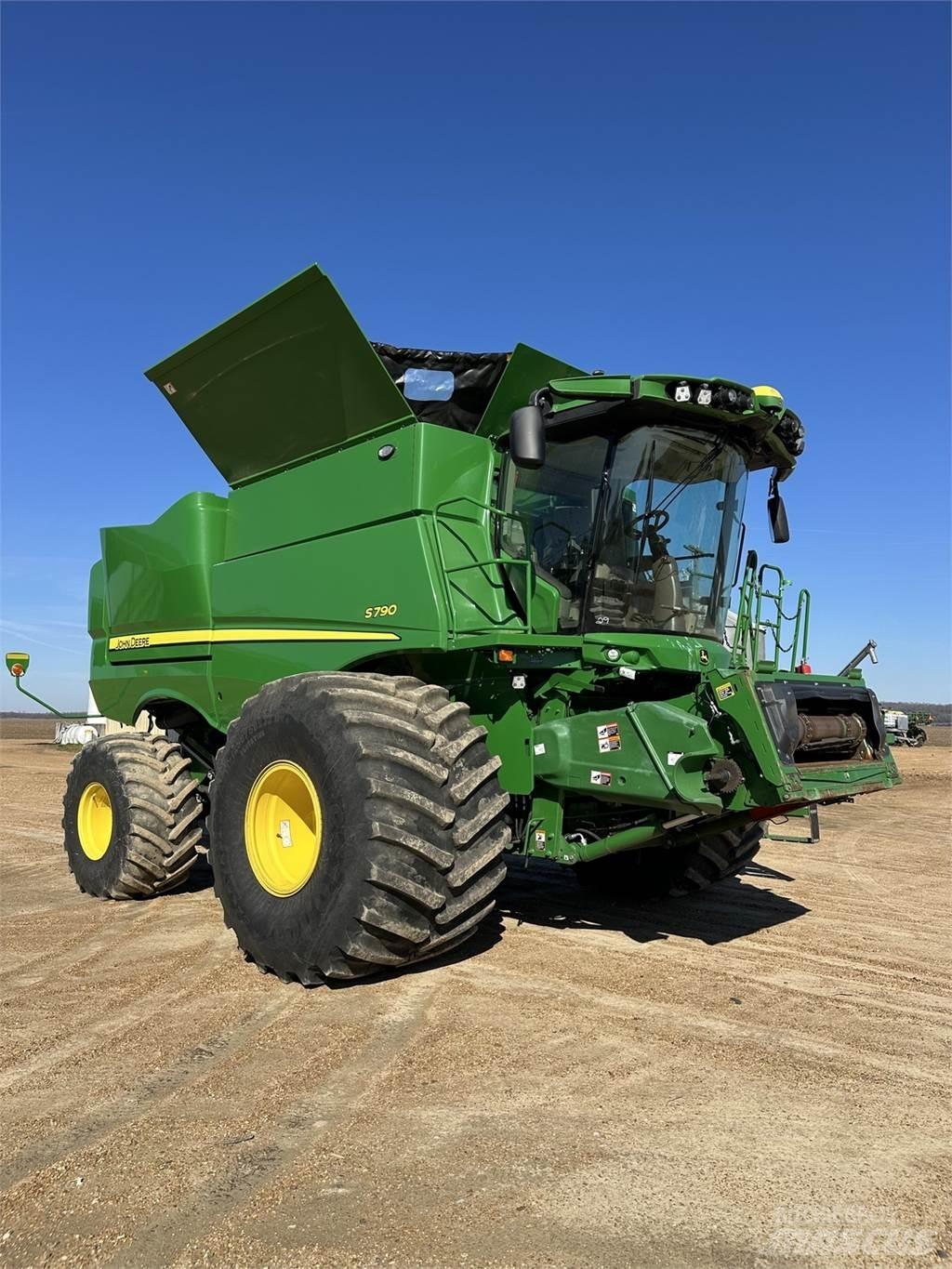 John Deere S790 Θεριζοαλωνιστικές μηχανές