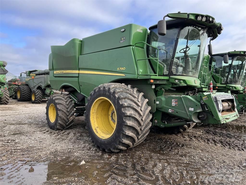 John Deere S790 Θεριζοαλωνιστικές μηχανές