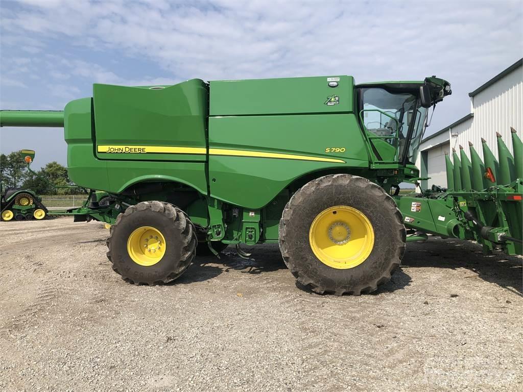 John Deere S790 Θεριζοαλωνιστικές μηχανές