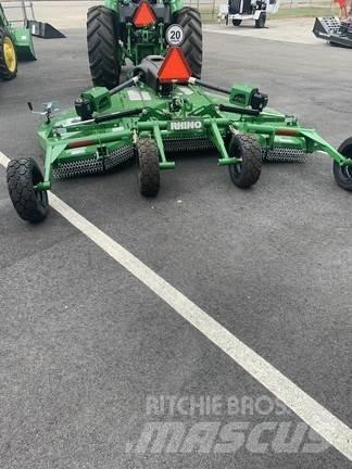 John Deere TS10 Τεμαχιστές, κόπτες και ξετυλιχτές δεμάτων