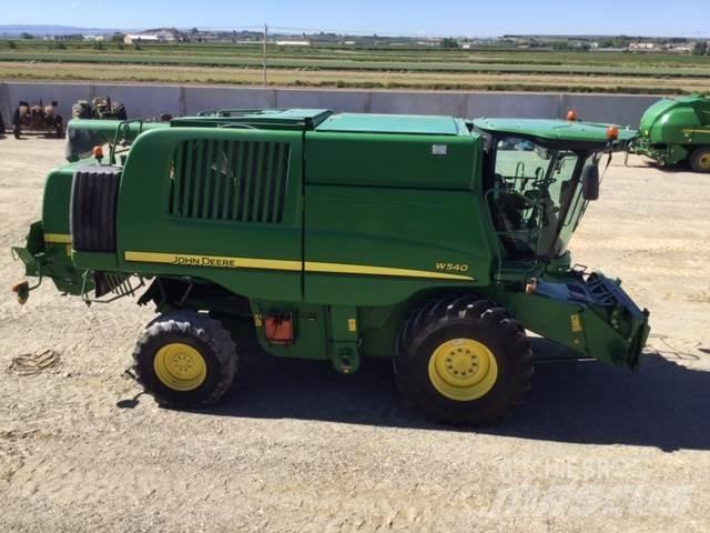 John Deere W540 Θεριζοαλωνιστικές μηχανές