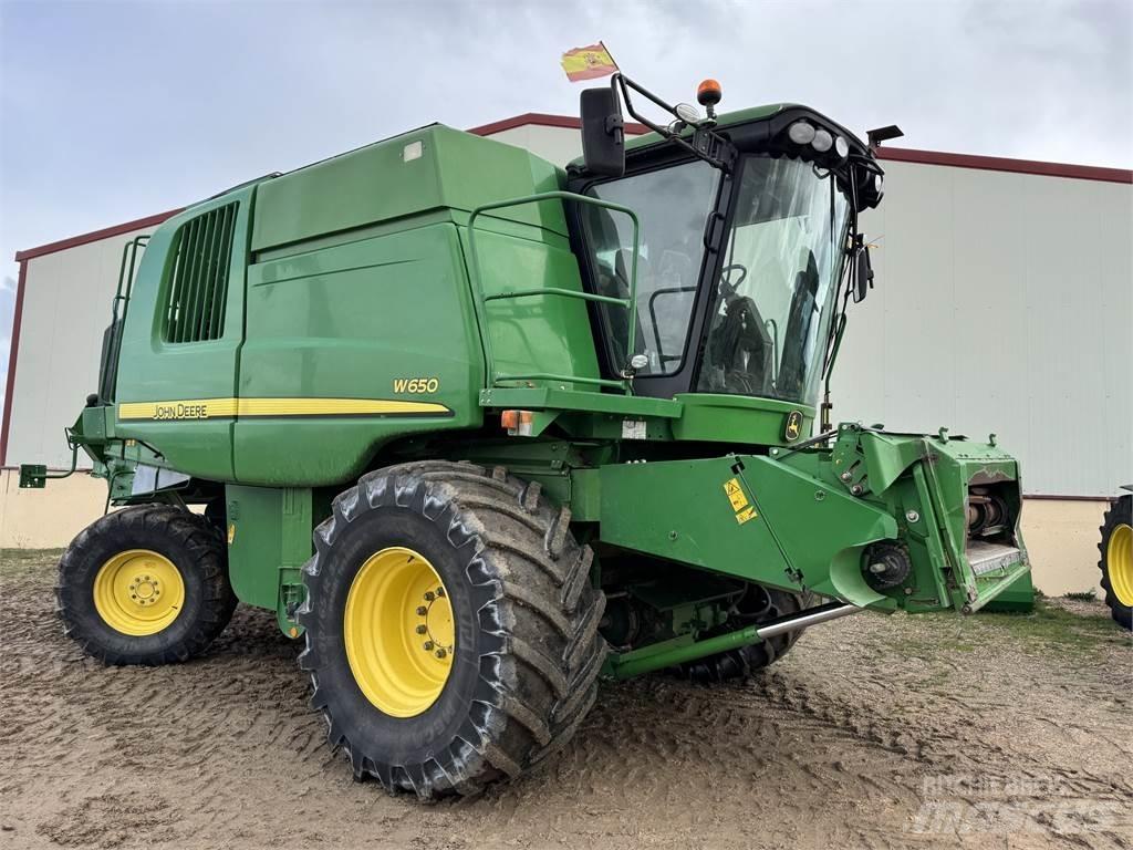 John Deere W650 Θεριζοαλωνιστικές μηχανές