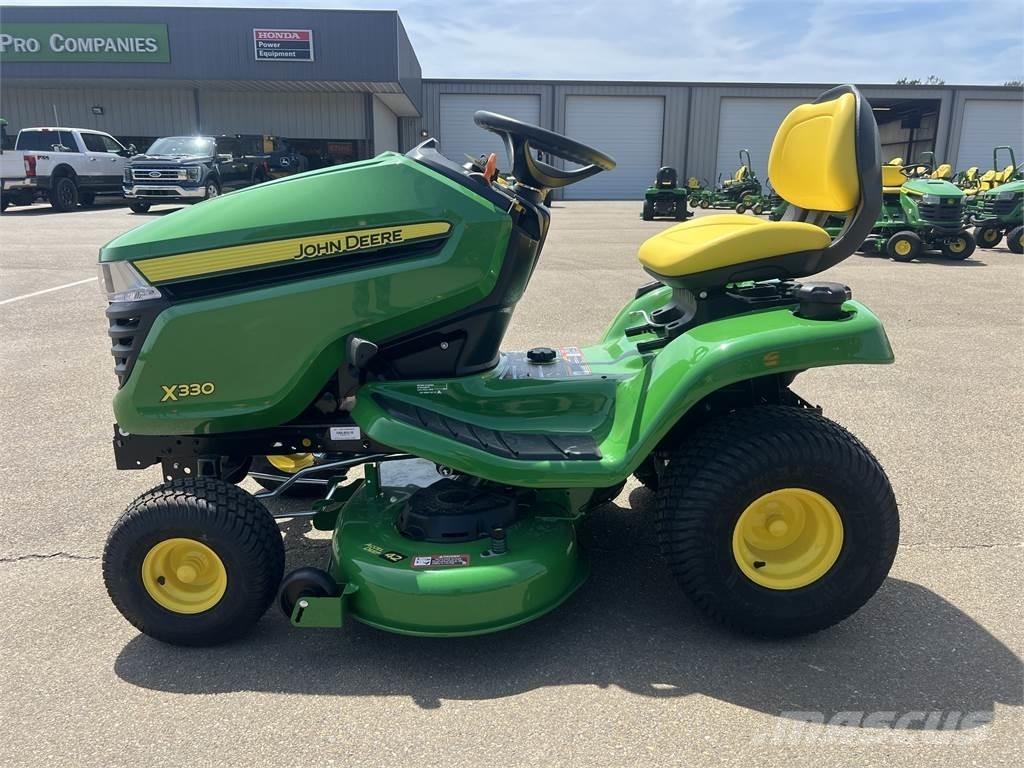John Deere X330 Τρακτέρ μικρών διαστάσεων
