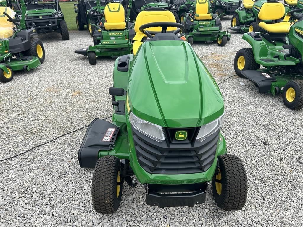 John Deere X330 Τρακτέρ μικρών διαστάσεων