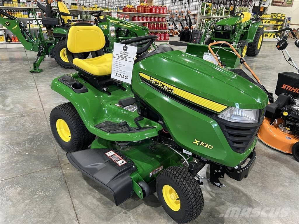 John Deere X330 Τρακτέρ μικρών διαστάσεων