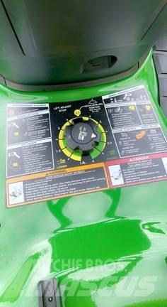 John Deere X350 Χορτοκοπτικά με καθιστό χειριστή