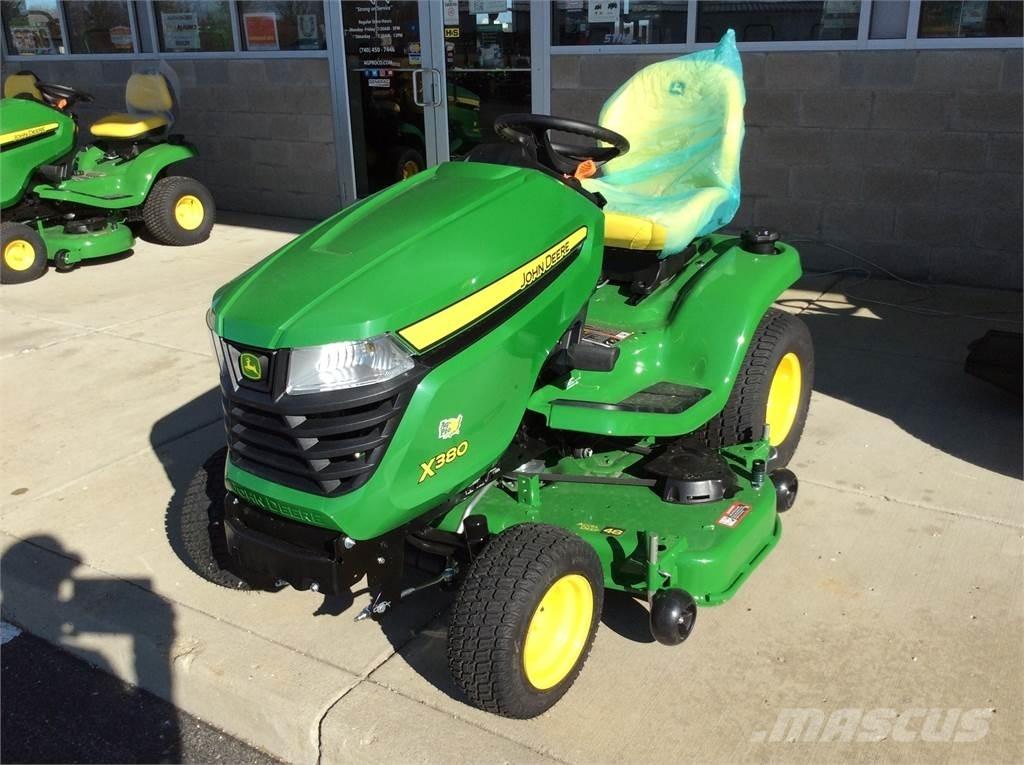 John Deere X380 Τρακτέρ μικρών διαστάσεων