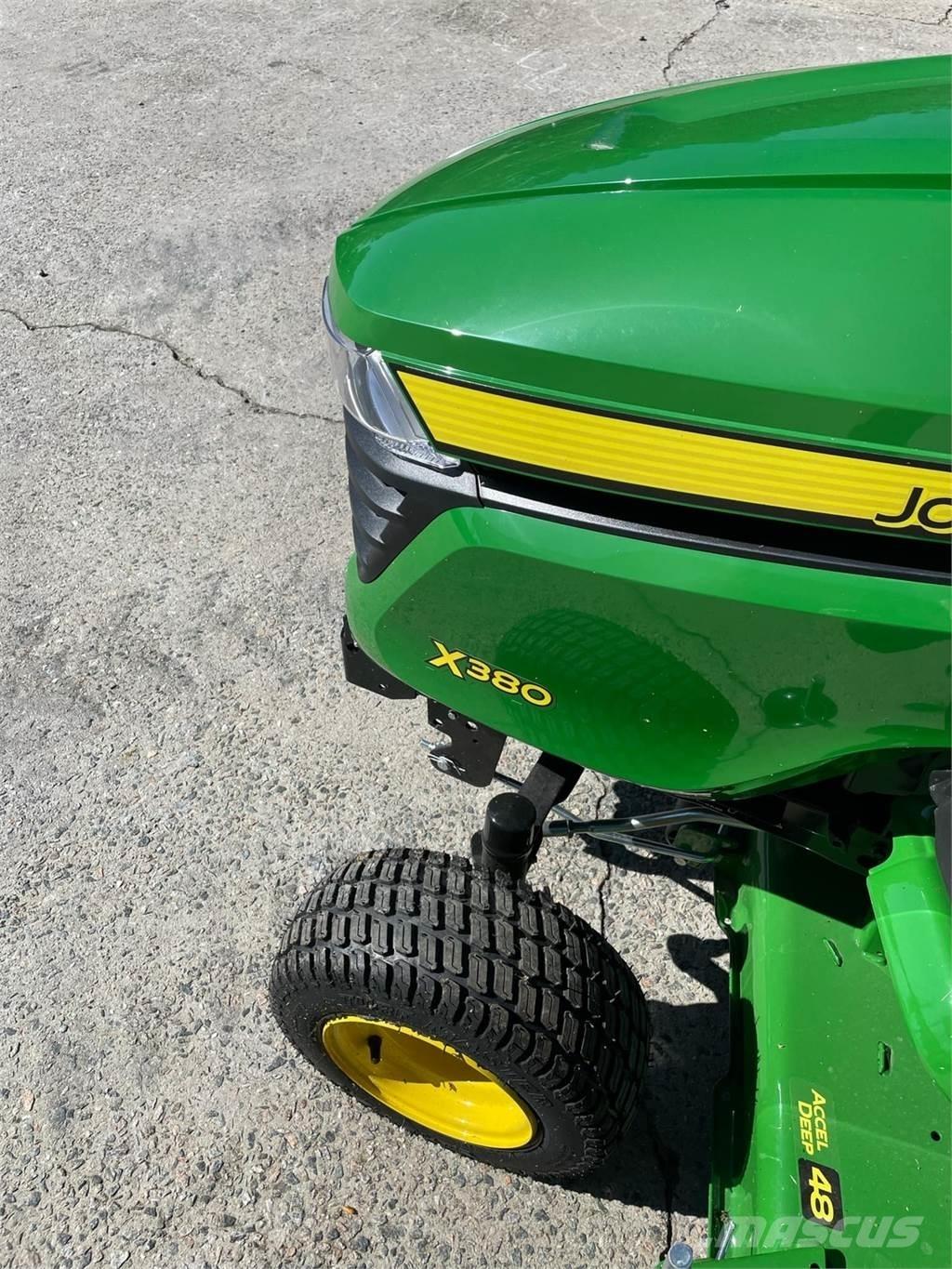 John Deere X380 Τρακτέρ μικρών διαστάσεων