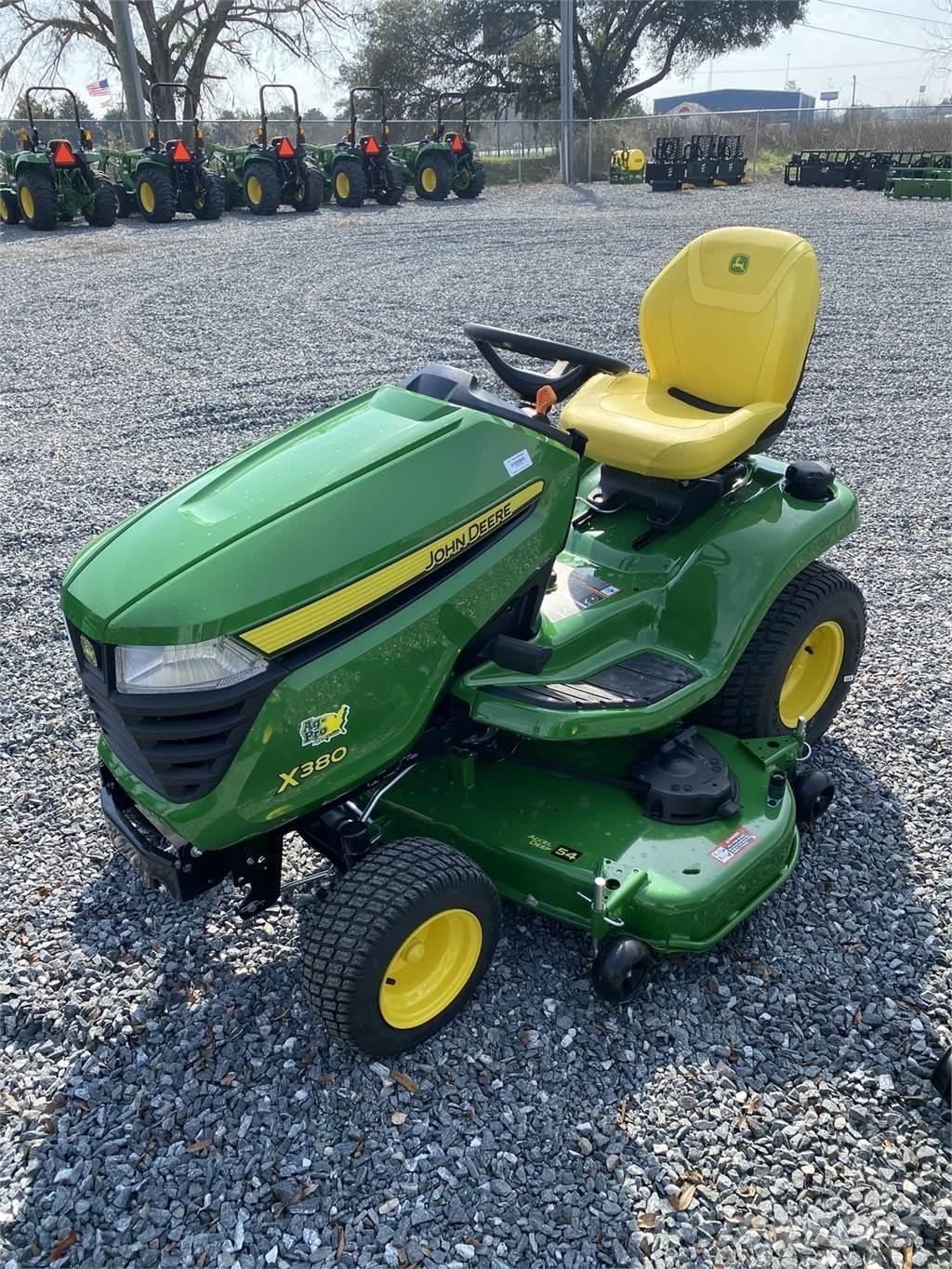 John Deere X380 Τρακτέρ μικρών διαστάσεων