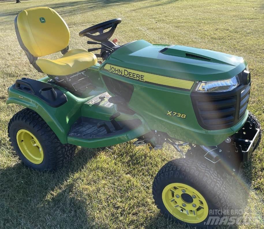 John Deere X738 Τρακτέρ μικρών διαστάσεων