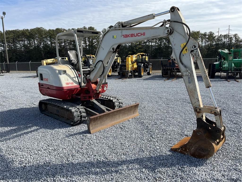 Takeuchi TB240 Εκσκαφείς με ερπύστριες