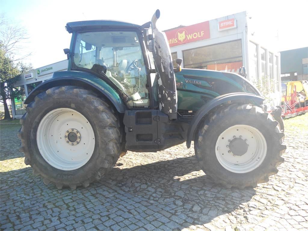 Valtra T174 Τρακτέρ