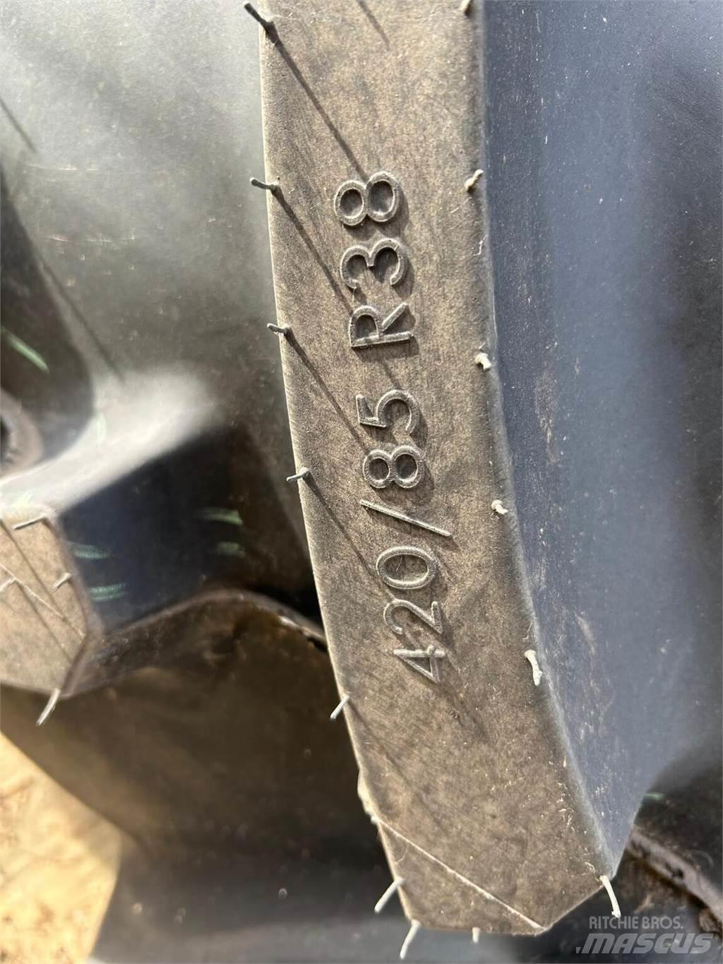  Wheels & tyres Ελαστικά και ζάντες