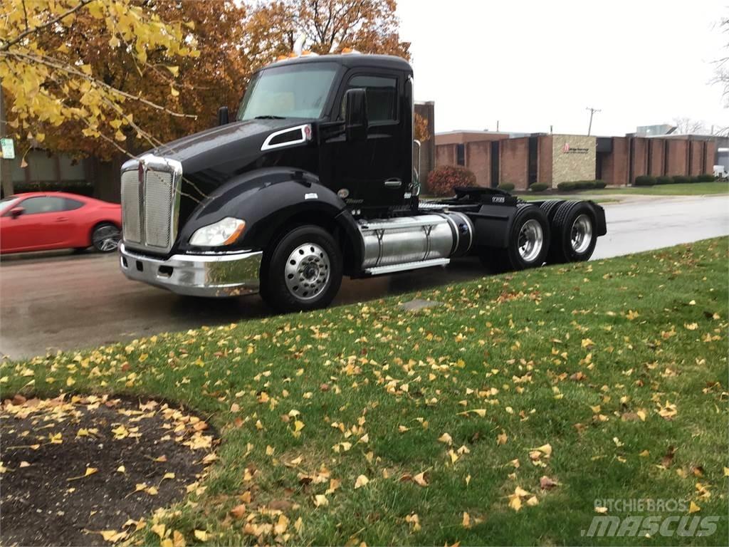 Kenworth T680 Τράκτορες
