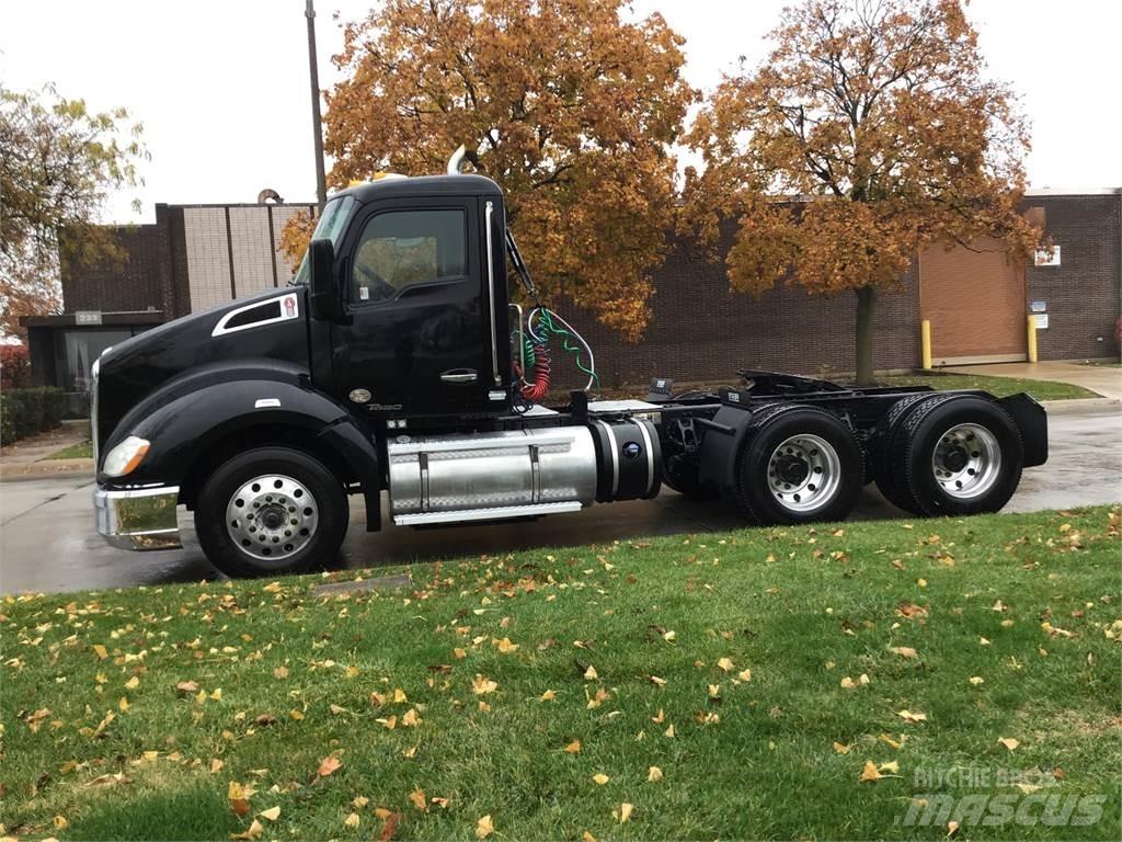 Kenworth T680 Τράκτορες