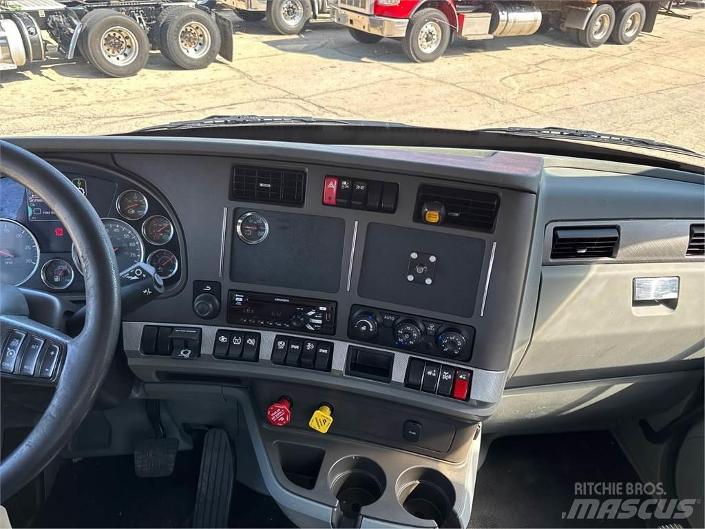 Kenworth T680 Τράκτορες