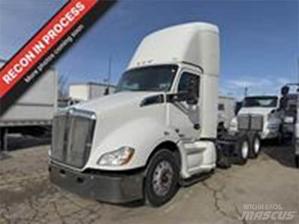 Kenworth T680 Τράκτορες