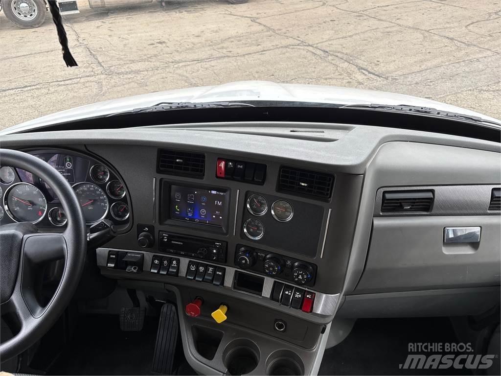 Kenworth T680 Τράκτορες