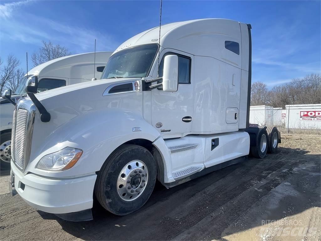 Kenworth T680 Τράκτορες