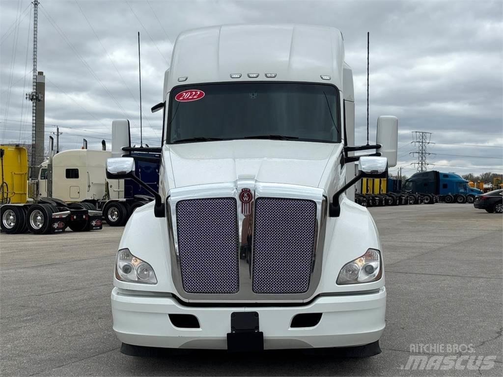 Kenworth T680 Τράκτορες