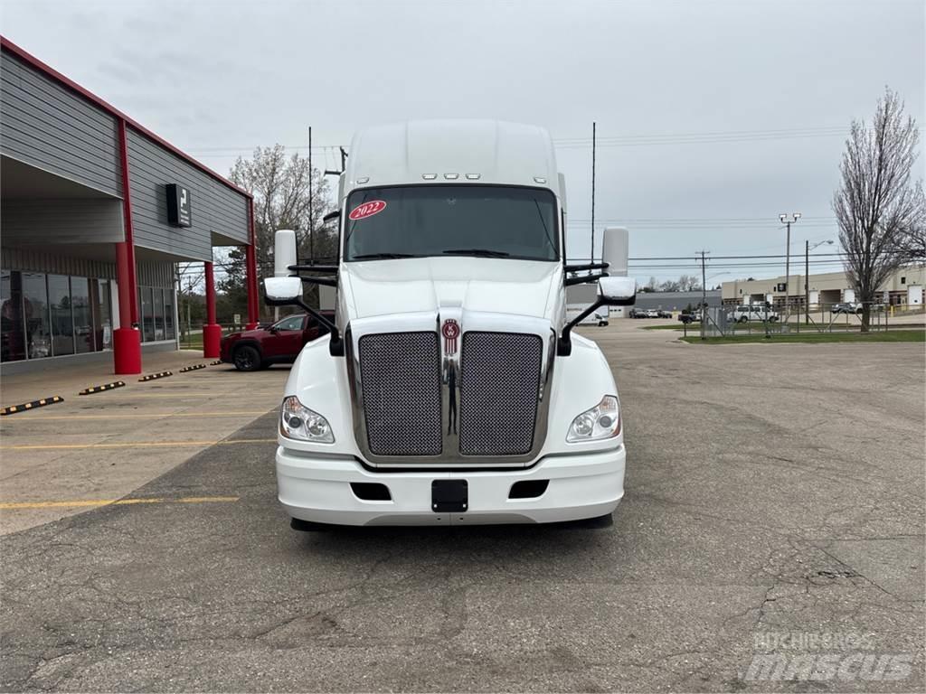 Kenworth T680 Τράκτορες