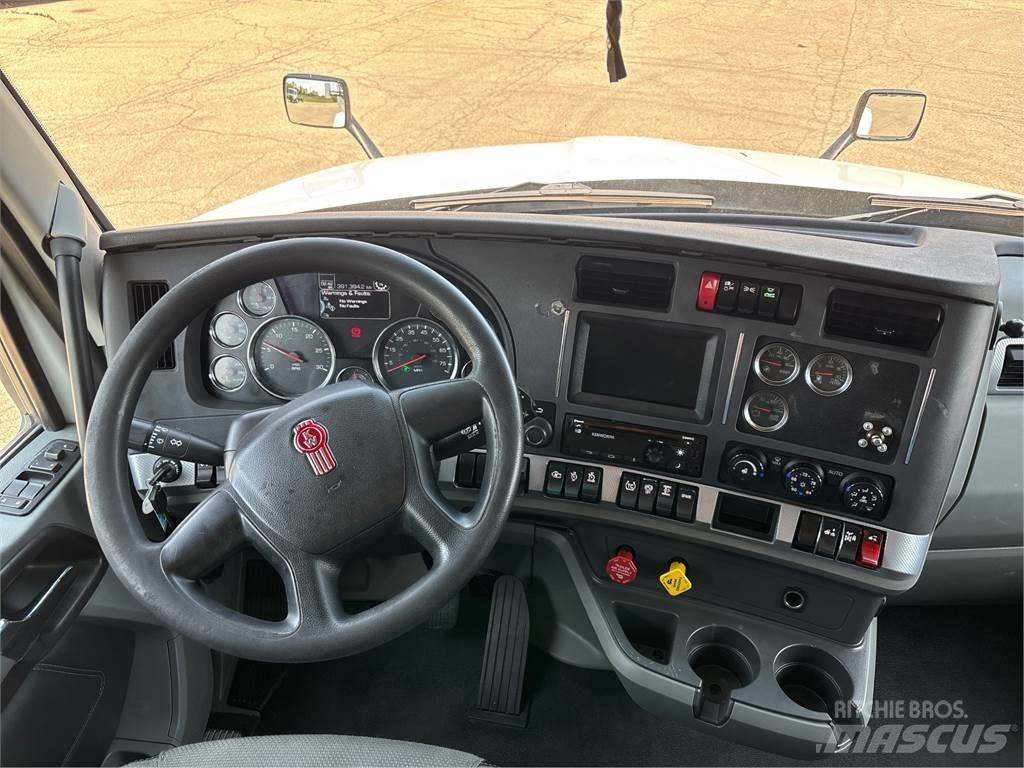 Kenworth T680 Τράκτορες