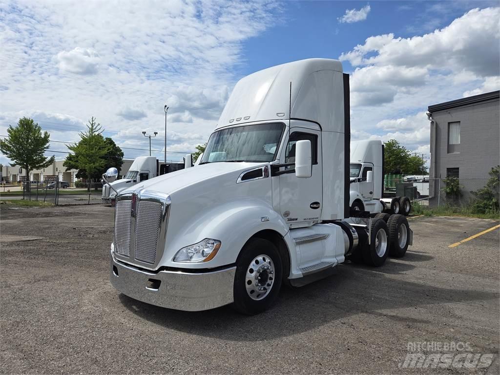 Kenworth T680 Τράκτορες