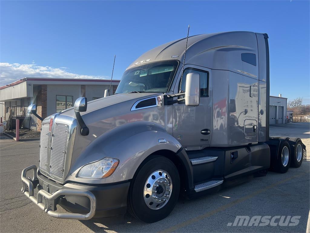 Kenworth T680 Τράκτορες