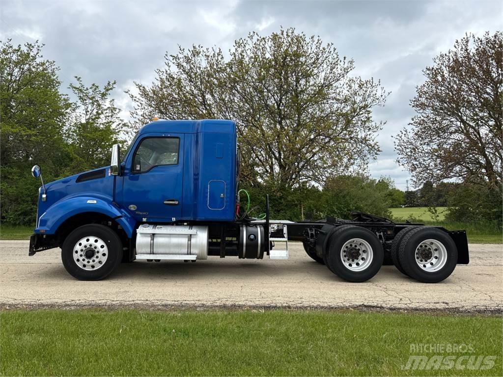 Kenworth T880 Τράκτορες
