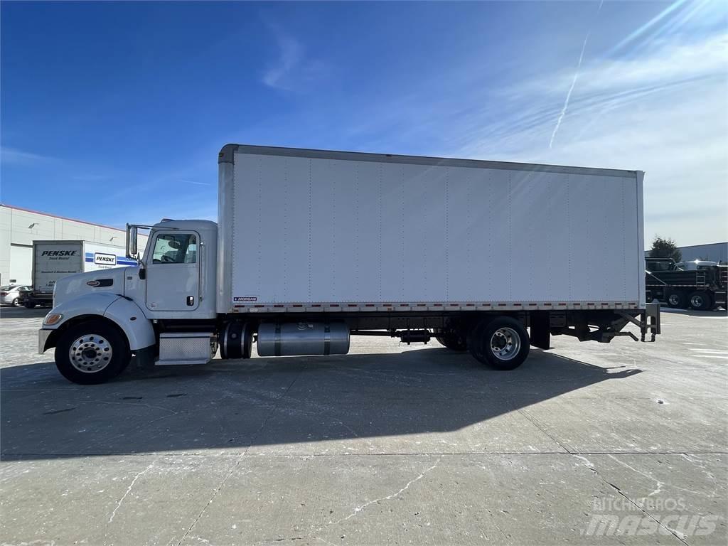 Peterbilt 337 Φορτηγά Κόφα