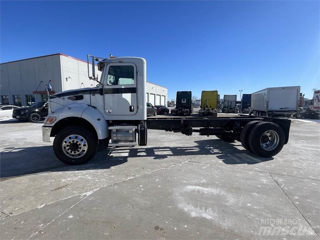 Peterbilt 337 Φορτηγά Σασί