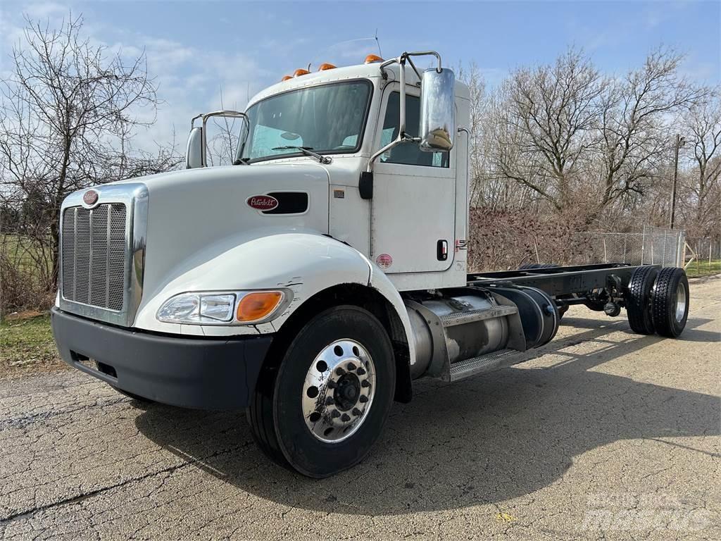 Peterbilt 337 Φορτηγά Σασί