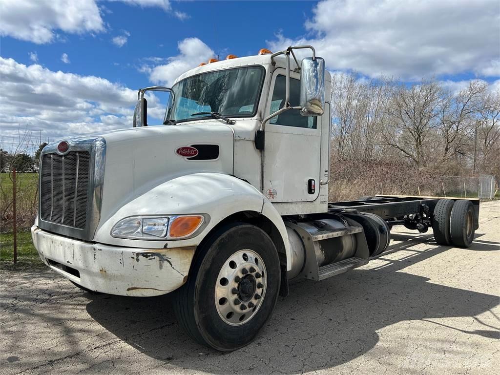 Peterbilt 337 Φορτηγά Σασί