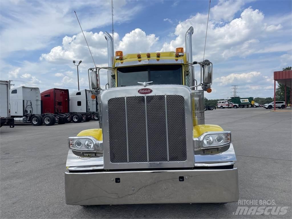 Peterbilt 389 Τράκτορες