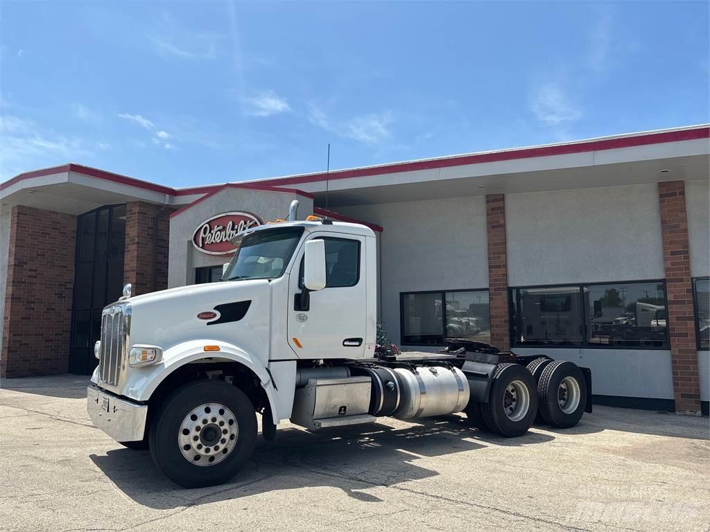 Peterbilt 567 Τράκτορες